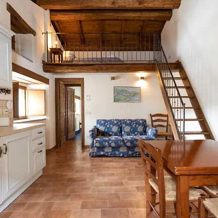 Borgotufi Albergo Diffuso Castel del Giudice Esterno foto
