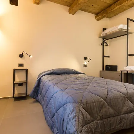 Borgotufi Albergo Diffuso Castel del Giudice Esterno foto