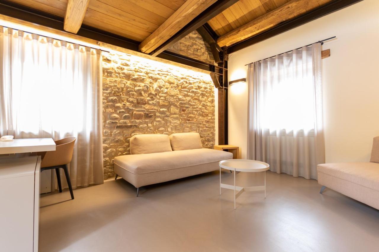 Hotel Borgotufi Diffuso Castel del Giudice